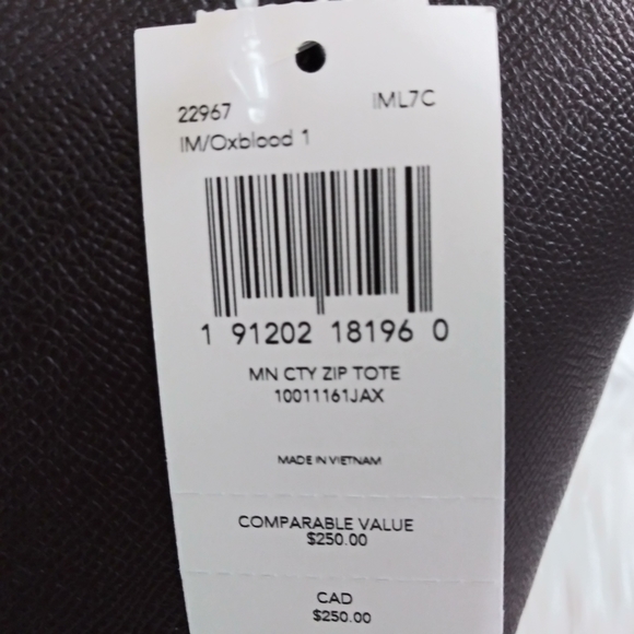 NWT COACH MINI CITY ZIP TOTE HANDBAG  PURSE - Picture 10 of 10